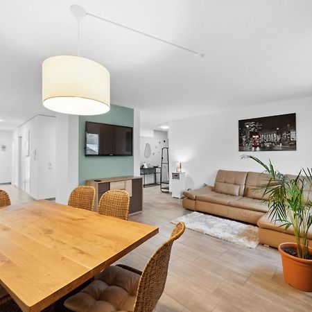 Sali Homes Spacious Apartment With Terrace In City Center Bayreuth Bagian luar foto