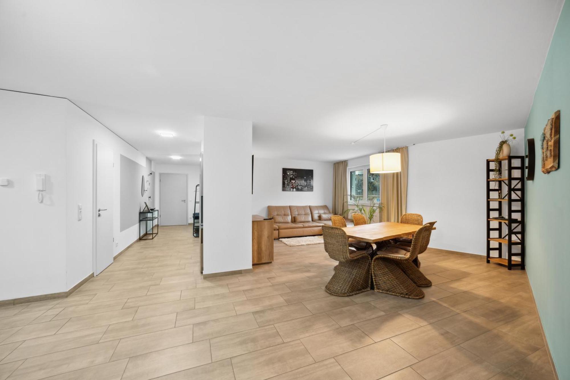 Sali Homes Spacious Apartment With Terrace In City Center Bayreuth Bagian luar foto